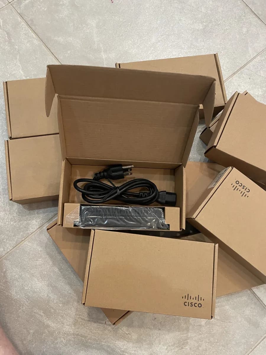 Cisco Meraki MA-INJ-4 PoE Injector thumbnail 2