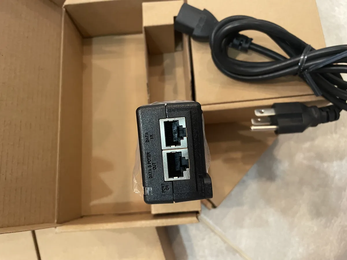 Cisco Meraki MA-INJ-4 PoE Injector thumbnail 4