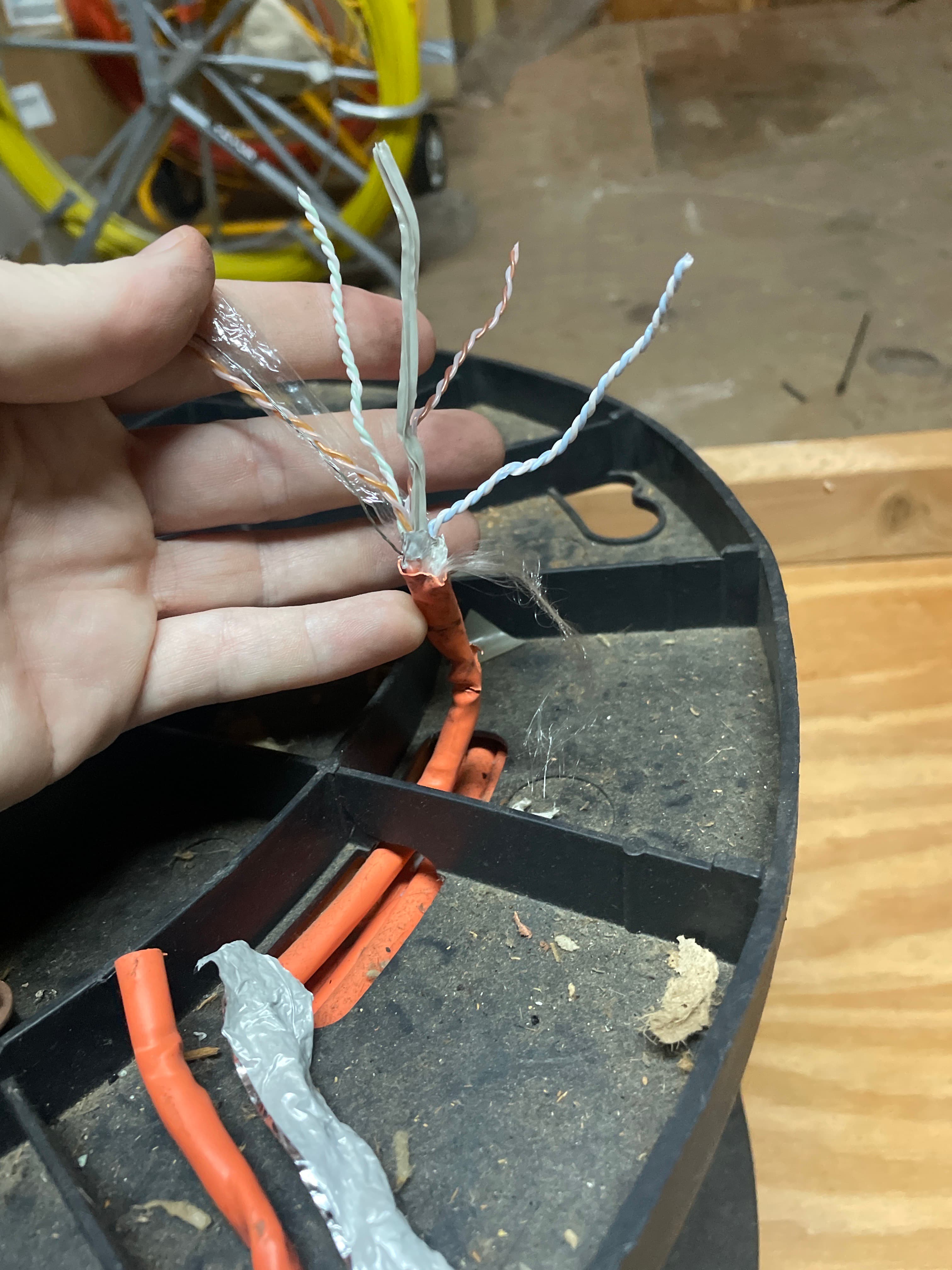 Berk-Tek LANmark-6 Cat6 FTP Reel - 1000 ft thumbnail 2